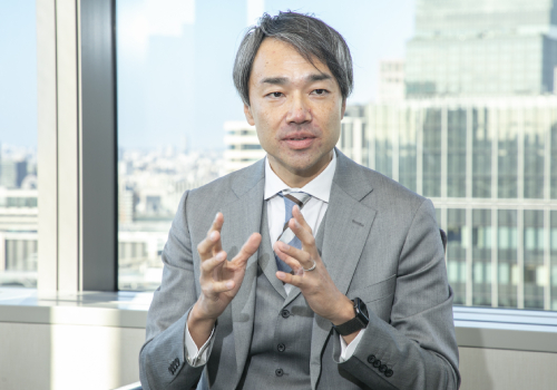 アリックスパートナーズ愛場氏インタビューカット