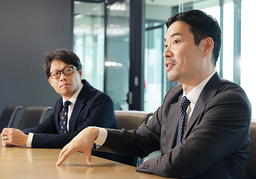 PwCアドバイザリー大屋氏西田氏インタビューカット