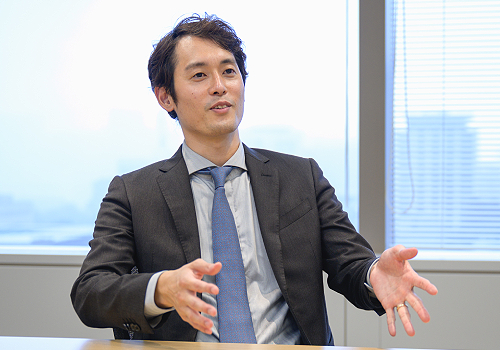 スカイライトコンサルティング白岳氏インタビューカット2
